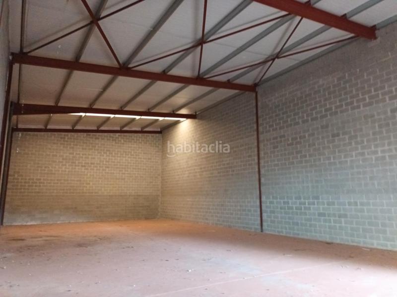 Foto e1e38186-8bc5-4406-8864-9f53cabd0184. Fabrikhalle in Hormilla