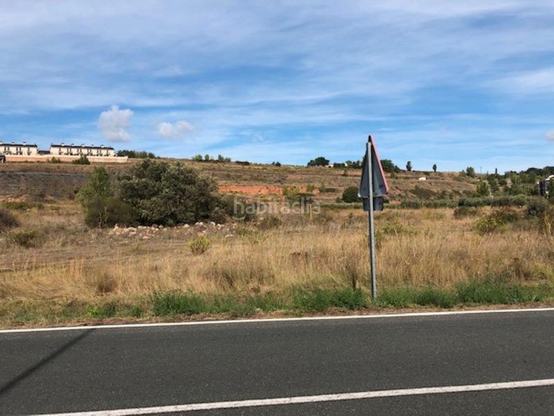 Foto 4c34d801-ce0b-4996-b6d5-fc0427df2fe8. Terreno residenziale in Nalda