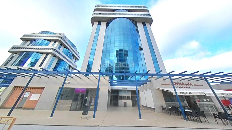 Foto acf61fe7-721e-465a-bd96-108ef12d0f59. Büro in San Jerónimo - La Bachillera Sevilla