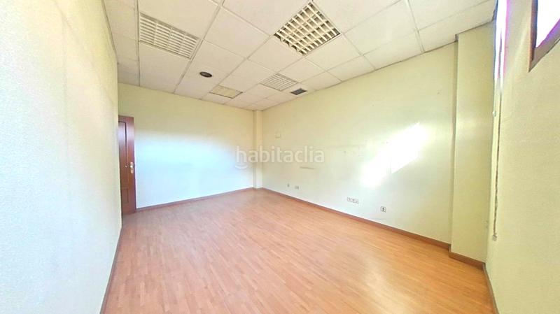 Foto 945f19dc-c7c2-4d93-8a2a-d8642b3e85f6. Oficina a Villaverde Alto Madrid