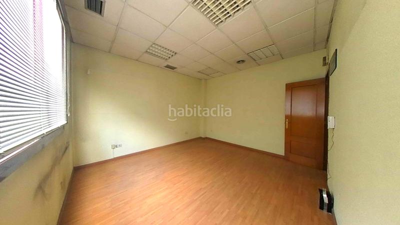 Foto f053e598-e5d2-4be8-8c21-b0fe2a088adc. Oficina a Villaverde Alto Madrid