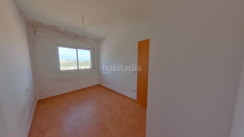 Foto aafd2662-efa4-4d25-ae1d-4774c0d1833b. Local comercial a Castellet i la Gornal
