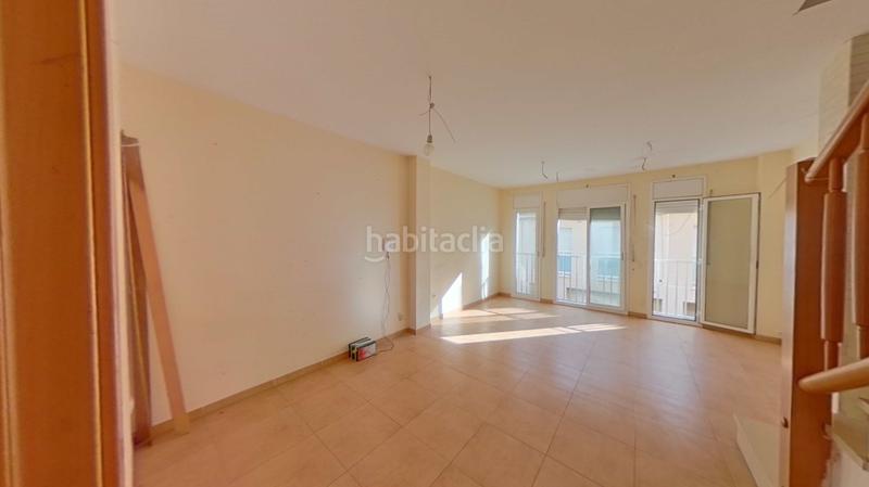 Foto ad3ef4fd-ceee-4f18-8748-5315b340ee5f. Local comercial a Castellet i la Gornal