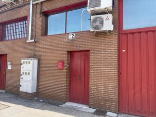 Fabrikhalle in Villaverde Alto