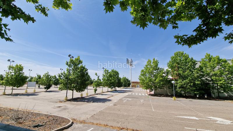 Foto c4b86c8b-a4c4-4414-ac89-2f8bd9ebc0c7. Locale commerciale in Valdepelayo-Montepinos-Arroyo Culebro Leganés