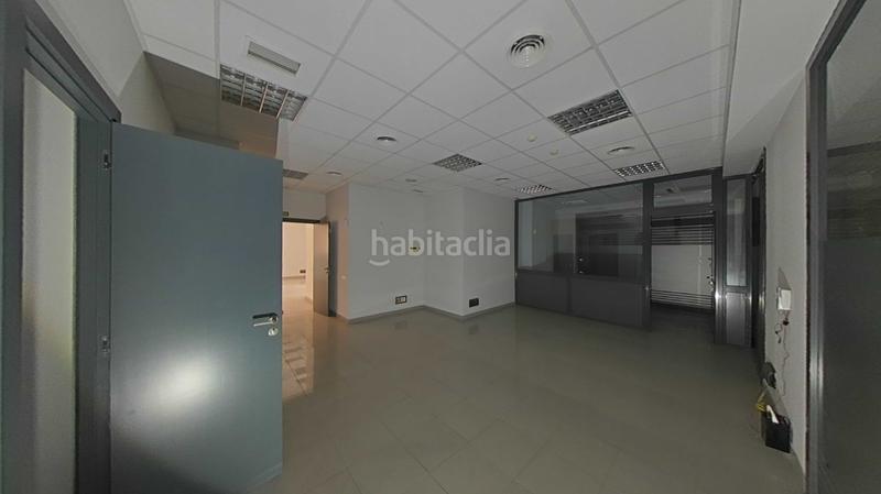 Foto af7d617a-d3c1-4bd1-88e0-0c02a2c9a4c8. Local comercial en Olesa de Montserrat
