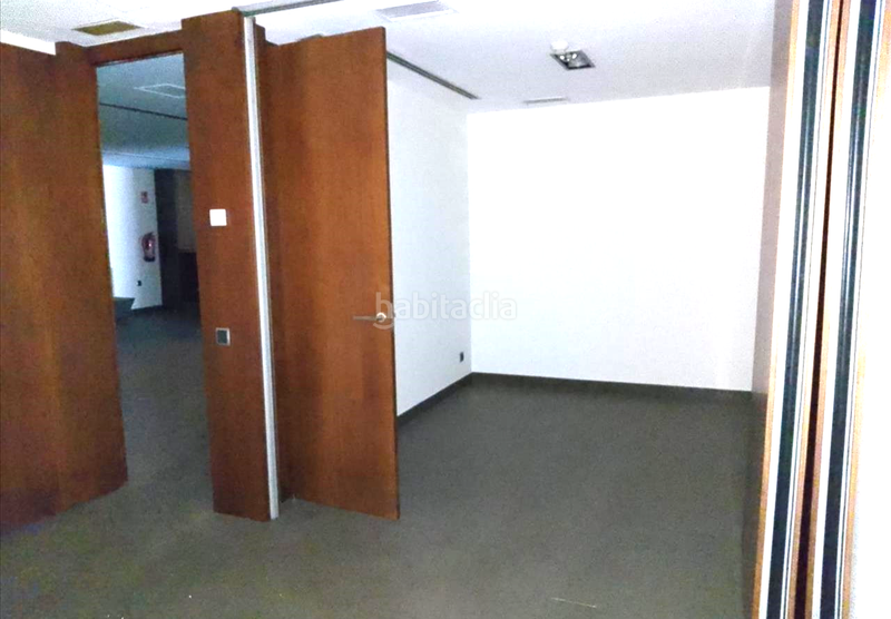 Foto 1bdd9302-8989-4179-b89e-541ecf390373. Bureau dans Roquetes-Can Magí Sant Cugat del Vallès