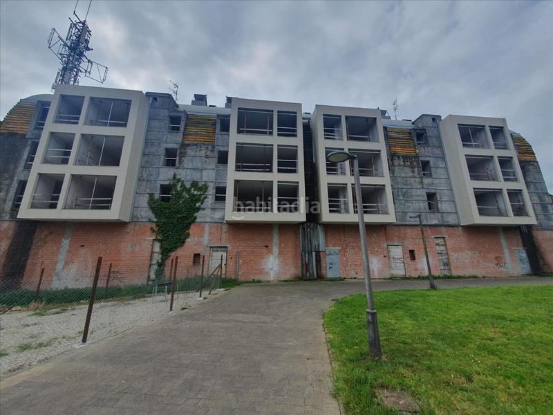 Foto b7f6b2cc-be7b-4697-9699-3a1f3b27b436. Piso en Grado