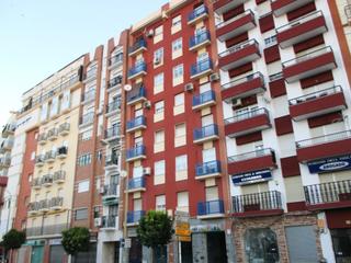 Locale commerciale in Avenida Italia