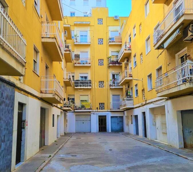 Foto 558db14a-ab5c-4af5-b757-2d481ee0a263. Local comercial a Germaníes - Juzgados Gandia