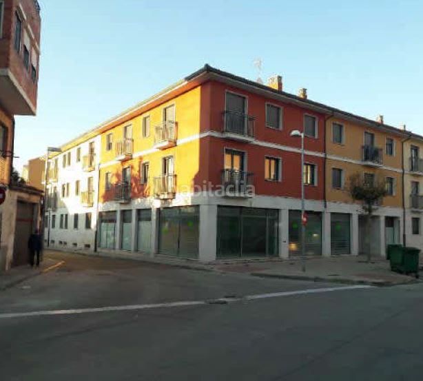 Foto 0cb34b76-f7a6-417e-9d86-6f4f142b9625. Local comercial a Peñafiel