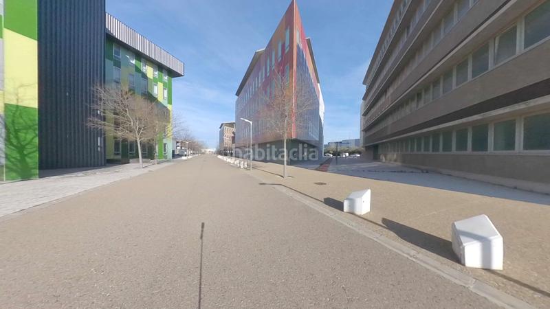 Foto 5238512c-b026-4627-ab85-d7351b99207e. Bureau dans Garrapinillos Zaragoza