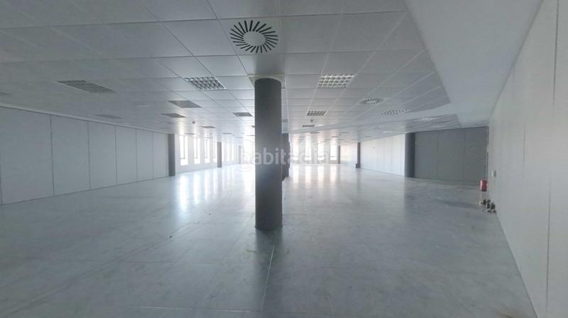 Foto c2df9f23-01e6-421d-aa54-2467752604aa. Büro in Garrapinillos Zaragoza