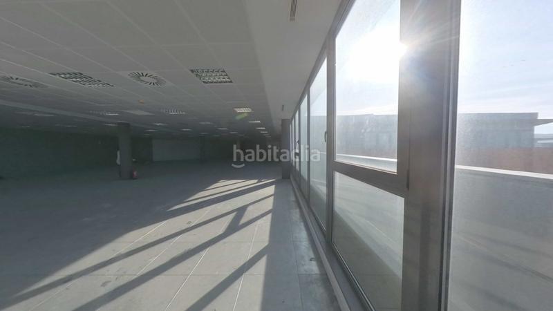 Foto 00905c6d-d0be-47fc-97a5-79270910bae7. Office space in Garrapinillos Zaragoza