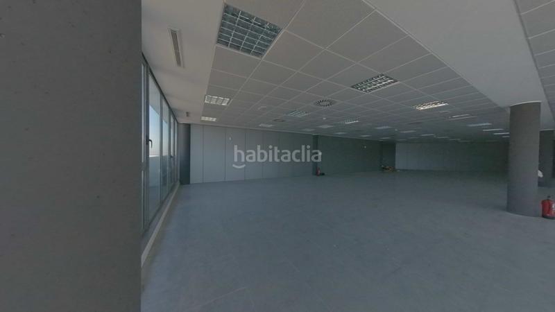 Foto 1f4fd91b-3617-46a8-a9a3-597adcfde41f. Office space in Garrapinillos Zaragoza