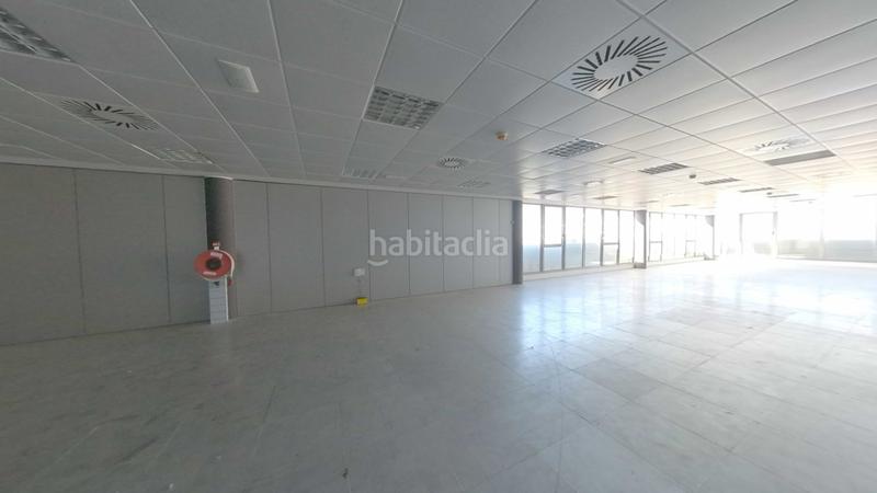 Foto f67204a4-0a3b-4cf2-9bac-65b198809dde. Office space in Garrapinillos Zaragoza