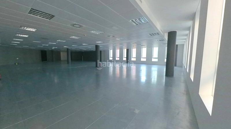 Foto 1f93e4bd-5831-4ede-8d7e-657c3d76fd3a. Oficina en Garrapinillos Zaragoza