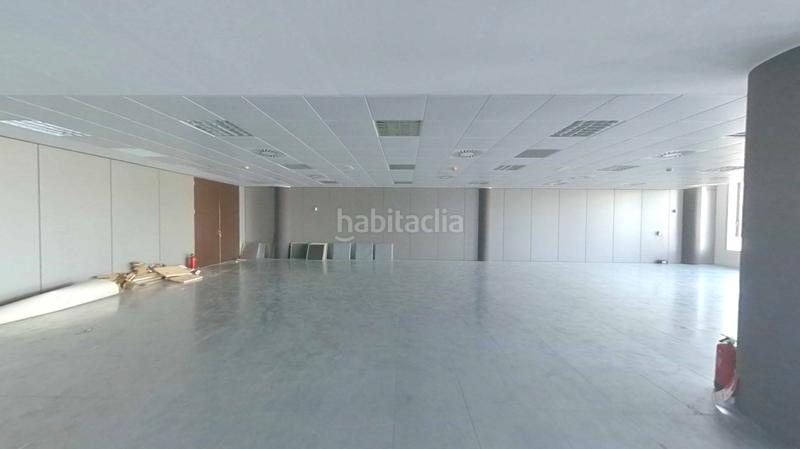 Foto bb8d1691-b575-4a12-8261-4cbc80ddcb80. Oficina a Garrapinillos Zaragoza