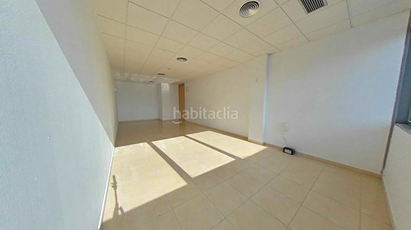 Foto b7d704eb-a560-40ef-ad6e-eaa547ddd266. Office space in San Jerónimo - La Bachillera Sevilla