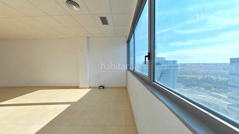 Foto fa8618f0-65fb-479a-b9b6-4844ddc4f00a. Office space in San Jerónimo - La Bachillera Sevilla