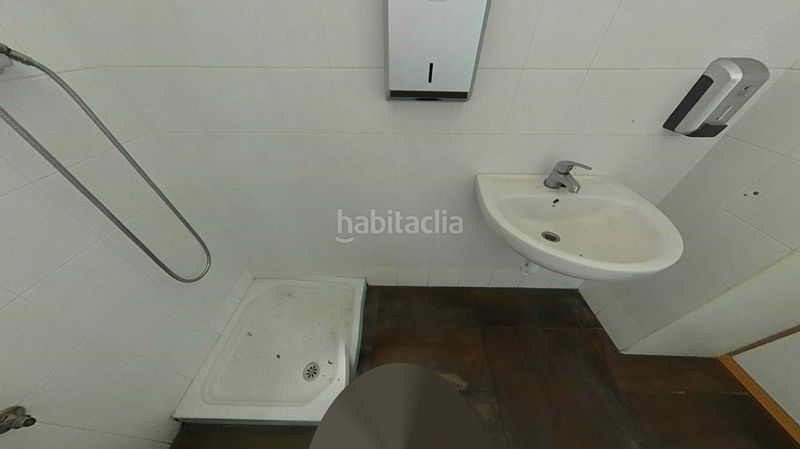Foto 25ab5c55-8e09-4c2c-830c-2fec9852f32e. Local comercial a Pradoluengo