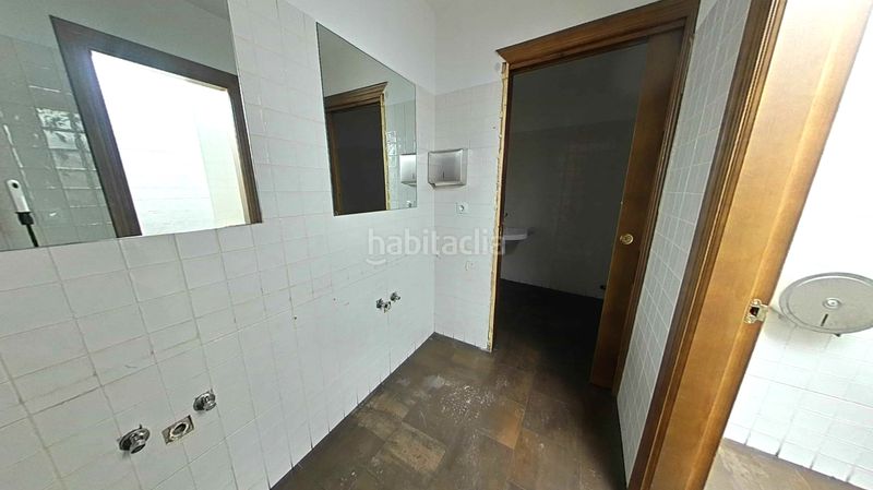 Foto 3877243f-0fc5-43ec-b354-ba0aa13bafd3. Local comercial a Pradoluengo