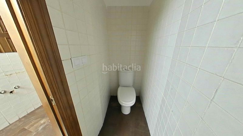 Foto 4ef33f9e-1cd0-47f1-a1e2-0dda39f3e7b5. Local comercial a Pradoluengo