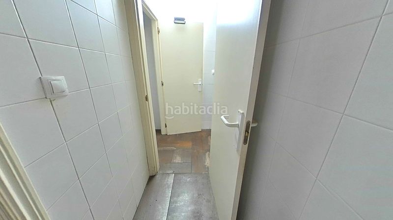 Foto e8c7309b-b983-430f-839e-813cb64c3560. Local comercial a Pradoluengo