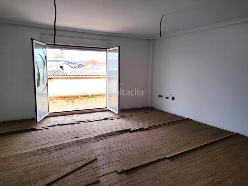 Foto 701569ab-fd7f-4197-94db-8b020a12f470. Piso en Daimiel