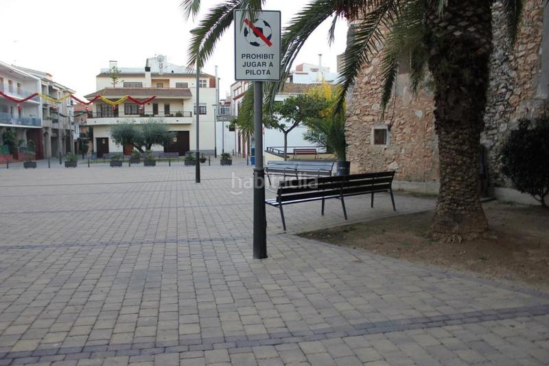 Foto ff639f75-f556-4e4f-b9eb-b8050d6ded01. Locale commerciale in Nucli Antic Cunit