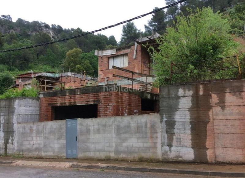 Foto ced6c20f-a14f-4b09-9461-7b1f0d658dc0. Terreny residencial a Corbera de Llobregat