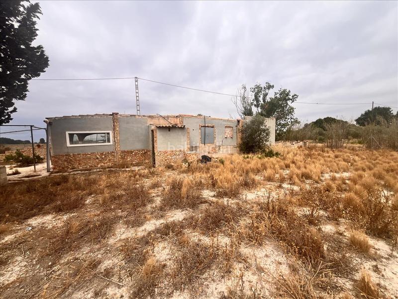 Foto 15ec6578-76c5-40de-8bd8-dd91730cd0fd. Wohngrundstück in Las Tiesas Villena