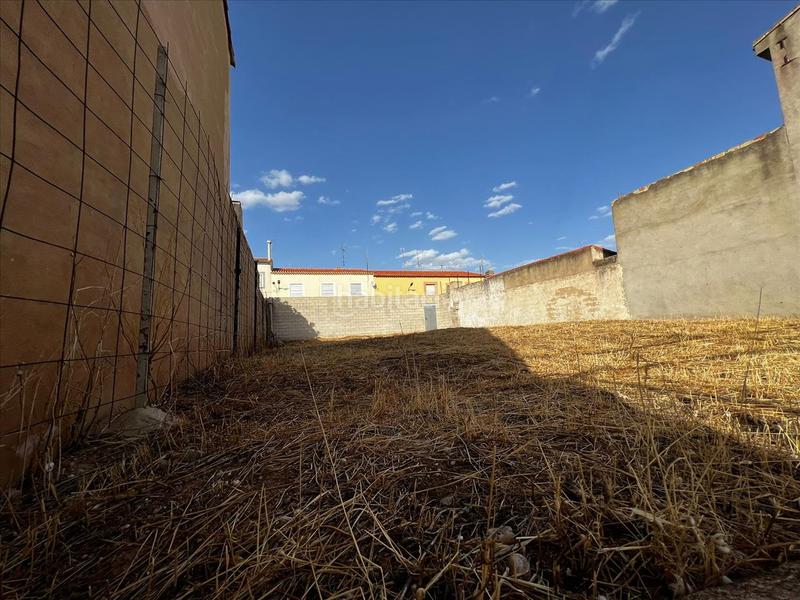 Foto 64a10ca6-66a5-43ba-ae20-d128b9ce45d7. Terreno residencial en Abengibre