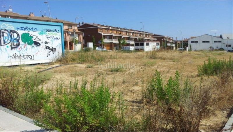 Foto e40600f8-4ee5-4f4a-8af3-c2e7a16bbd57. Terrain résidentiel dans Binéfar