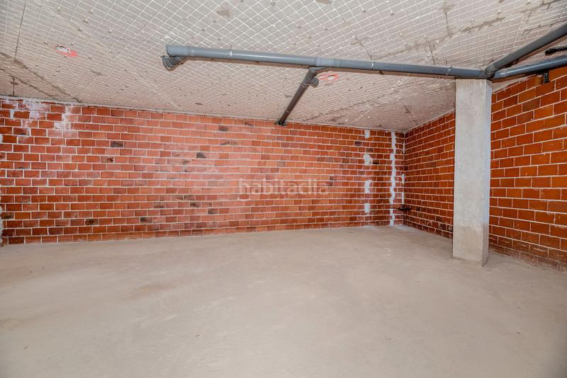 Foto 68933608-62ce-4bd8-a75d-a51540af7623. Local comercial en Paradai Lugo
