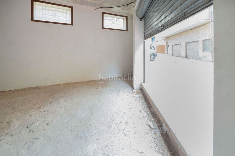 Foto c8a76ef2-7b43-4b0a-8ec7-d0317da52f43. Local comercial a Monòver