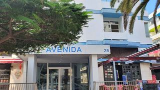 Local Comercial  Avda familia de betancourt y molina 25 000 bja 1