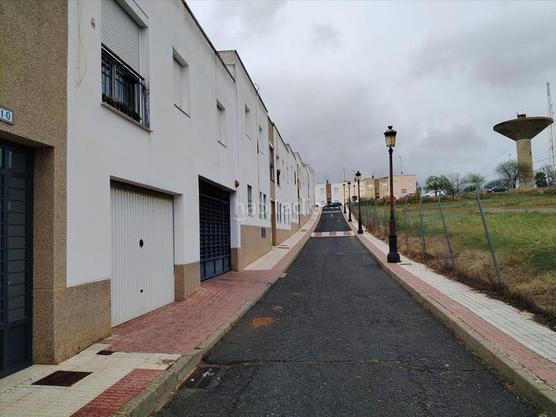 Foto b6196a11-6f21-48d7-9c18-f6651688e2b4. Local comercial en Almonte Almonte