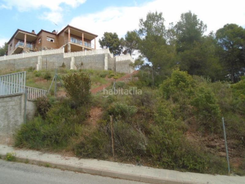 Foto 4445bdb8-d2d7-4ada-bef9-51d2ffe6463c. Terreny residencial a Rellinars