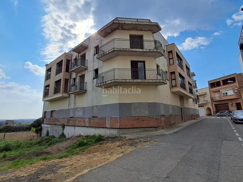 Foto 28149573-0532-47b7-95fa-3eb402dd4bc8. Aparcament cotxe a Alguaire