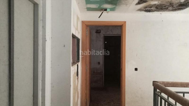 Foto 6461a71c-23ad-4b99-bf56-4bcdef134369. Aparcament cotxe a Alguaire