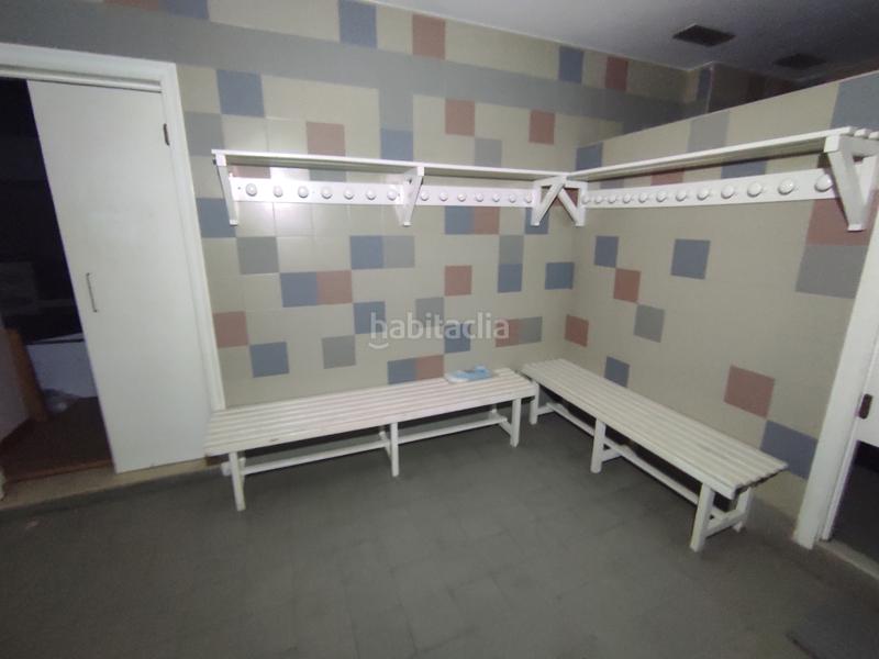 Foto f2070f0c-7a68-499e-a480-857118fdf285. Local comercial a Zona Avenida del Mar Castellón de la Plana