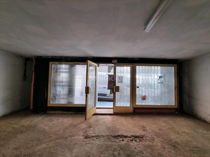 Foto 7a0cd8a6-e475-44a0-9f32-165b8018d26c. Local comercial a Nou Eixample Sud Tarragona