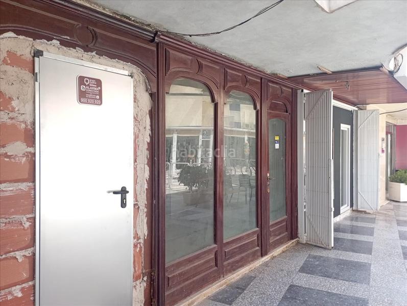 Foto 0d04e7fc-46d2-4ed8-9ddd-44f74508450c. Local comercial en Playa Levante Benidorm