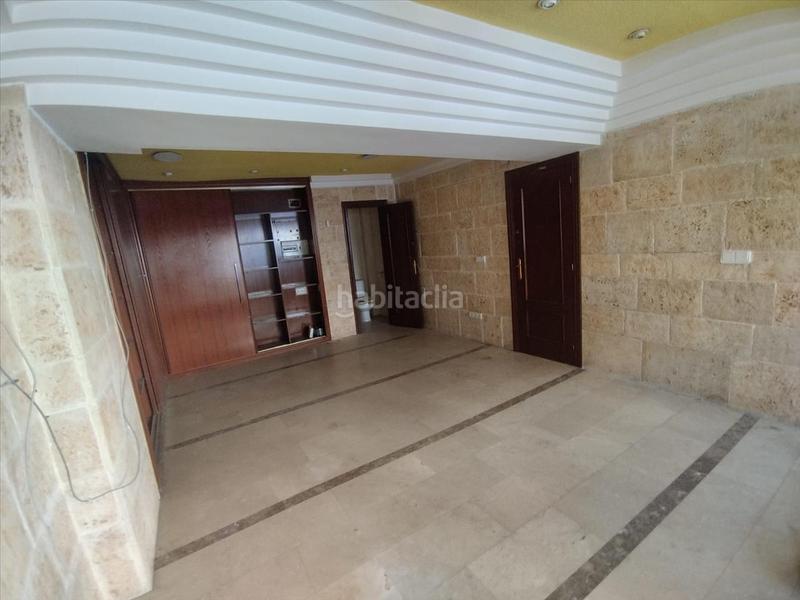 Foto c993faf6-f6cd-472d-81db-f6b6dbcb1099. Local comercial en Playa Levante Benidorm