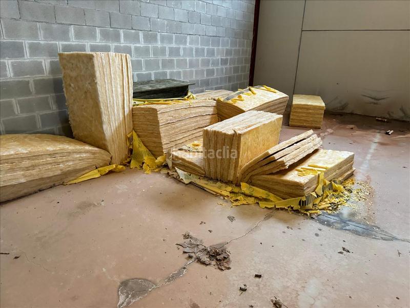 Foto 3a5070ba-6e9a-4773-9ddc-32c256469275. Fabrikhalle in Hormilla