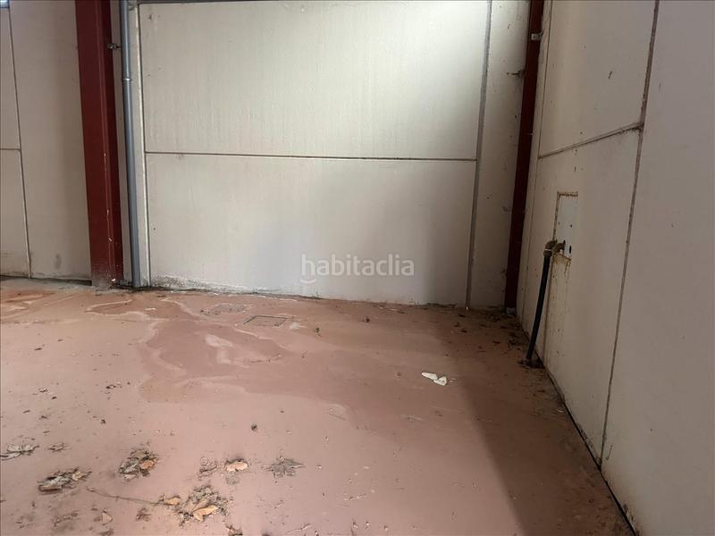 Foto aaa0dc3b-3db3-45e2-be7b-5cc822a0c14e. Fabrikhalle in Hormilla