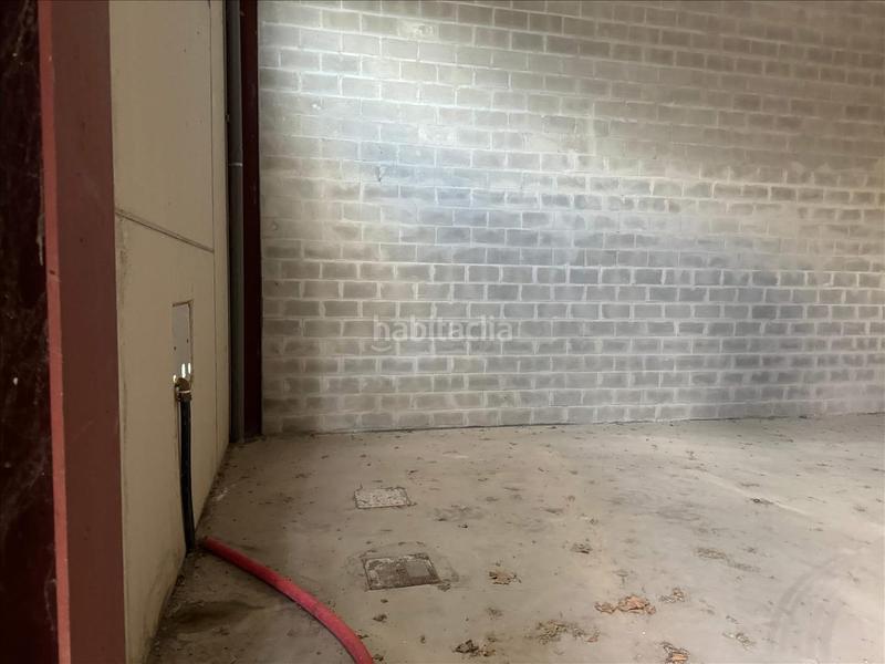 Foto 6c79d7a9-fe85-49ef-b318-ce7f8078ad41. Fabrikhalle in Hormilla