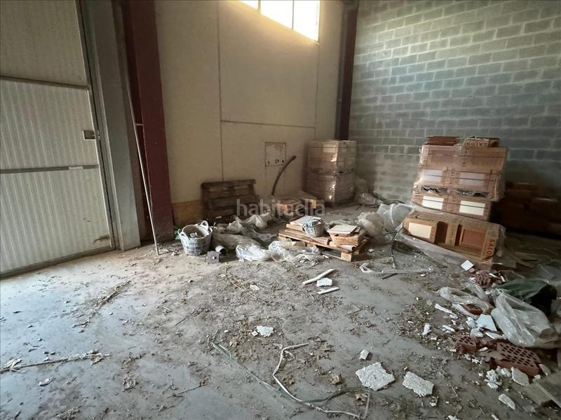 Foto 606f2c7a-7db6-4588-80df-b6887e890f40. Fabrikhalle in Hormilla