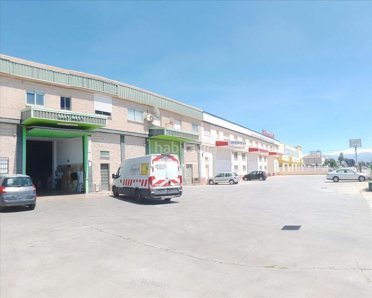 Foto c6741506-809c-4e73-9928-54158c12f70d. Fabrikhalle in Atarfe